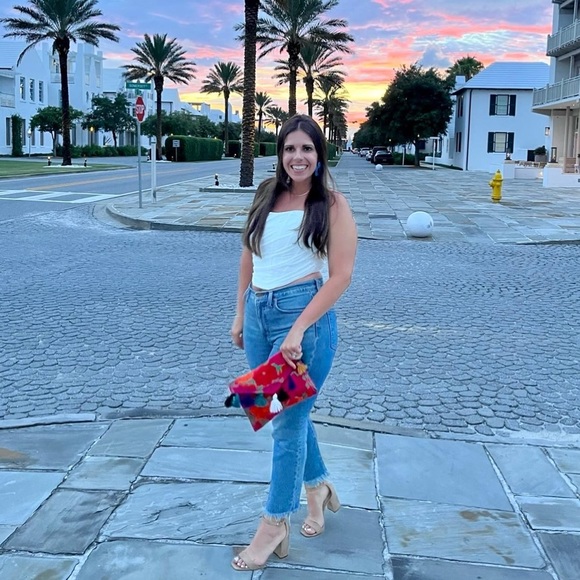 Meet your Posher, Liz - Picture 1 of 1